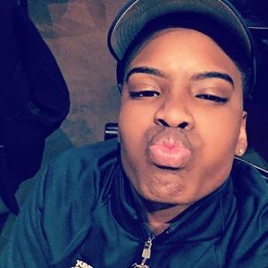 Meet your Posher, Glayna